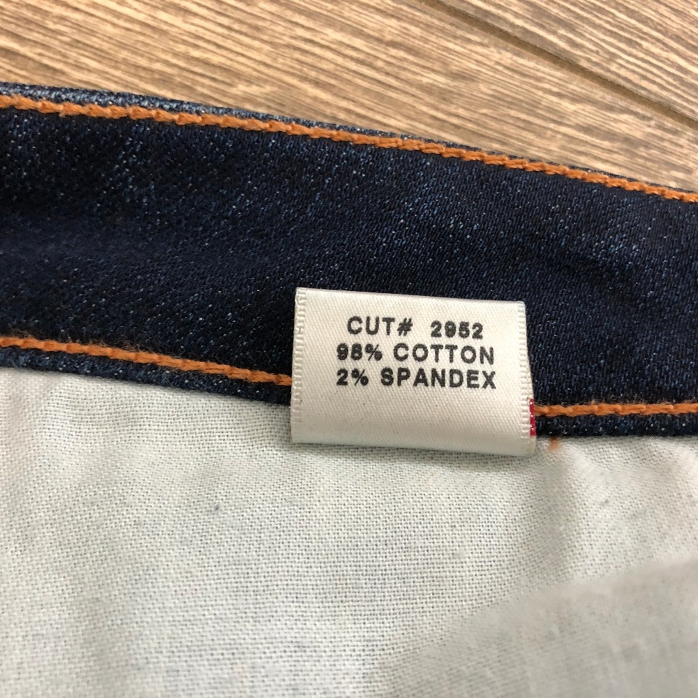❌SOLD❌J Brand Bootcut Jeans - Picture 6 of 8